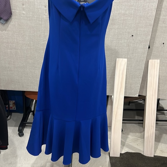 Royal blue dress - Picture 8 of 9